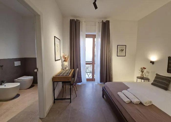 Nocleg ze śniadaniem Via Sassari 177 3*